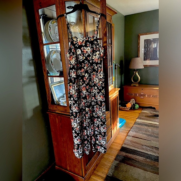 Comfortable and Soft Romper - Picture 2 of 8